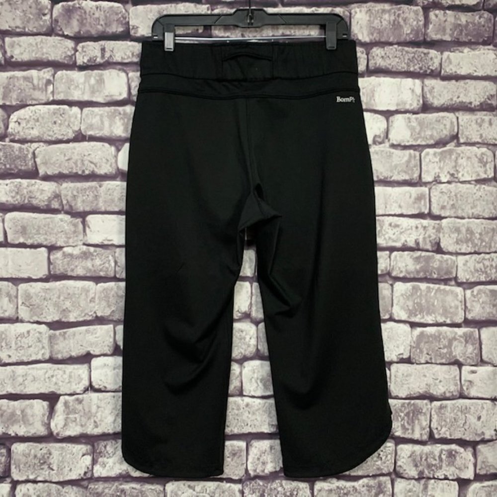 BornFit Black Crop Pants Size M - Picture 5 of 8